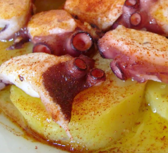 Pulpo a la gallega o pulpo á feira