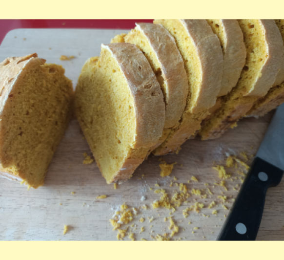 Pan rústico de cúrcuma con Thermomix®